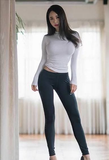 身材高挑婀娜的韩国女模，随意中透着精致高贵，尽显女神风范 - 7