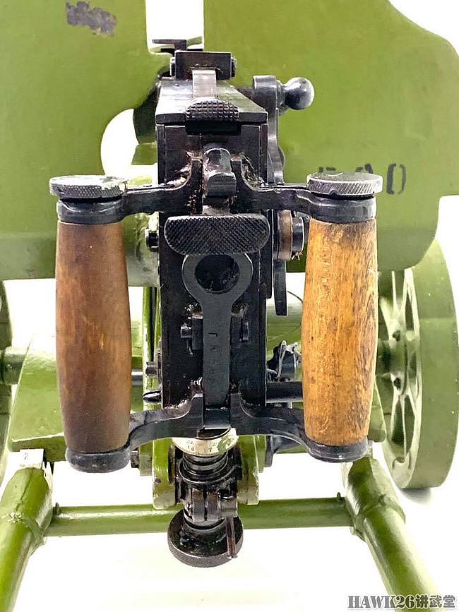 细看：苏联马克沁1910/30机枪 曾经参加二战 配备全套维修工具 - 11