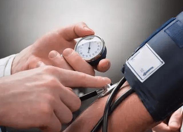 “新血压标准”已公布，或不再是120/80mmHg，血压高的不妨自查下 - 1