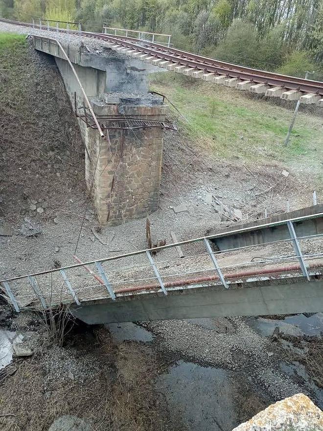 俄罗斯边境1天3起无法解释的事故 火灾爆炸声铁路桥倒塌 - 4