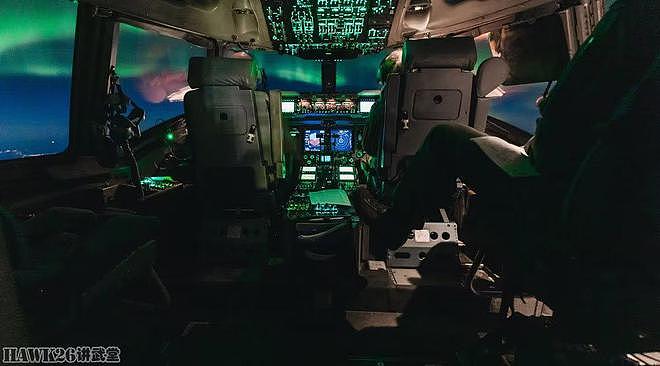 英国空军C-17战略运输机与极光邂逅 参加挪威军演 经受极寒考验 - 9