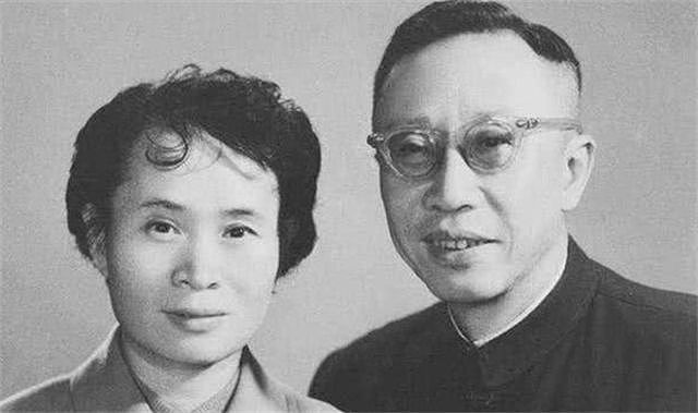 1962年的春节，毛主席宴请溥仪，席间询问：大清的“传国玉玺”呢 - 7