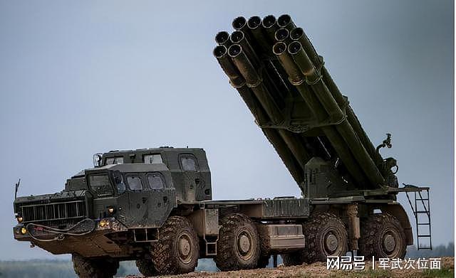 俄罗斯装备新型火箭炮，采用模块化设计，提升炮兵远程打击能力 - 2