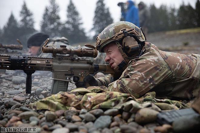 看美军如何装备新型武器：选派士官进行专业培训 实弹射击不可少 - 8