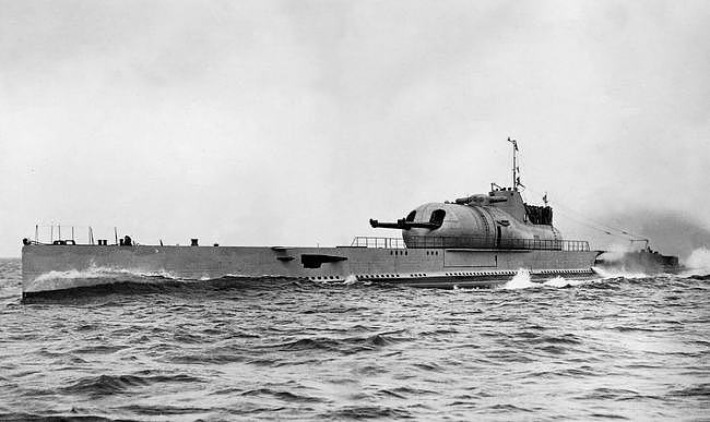 二战前的法国最大潜艇，絮库夫号远洋潜艇，看似威风实则是个废物 - 5