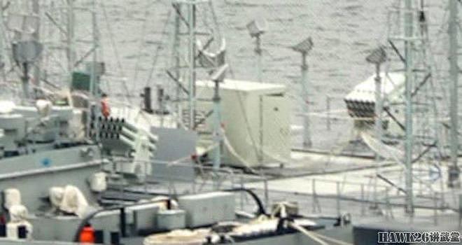 海外谈中国：布满角反射器的奇怪驳船 提升海军电子战的重要装备 - 3