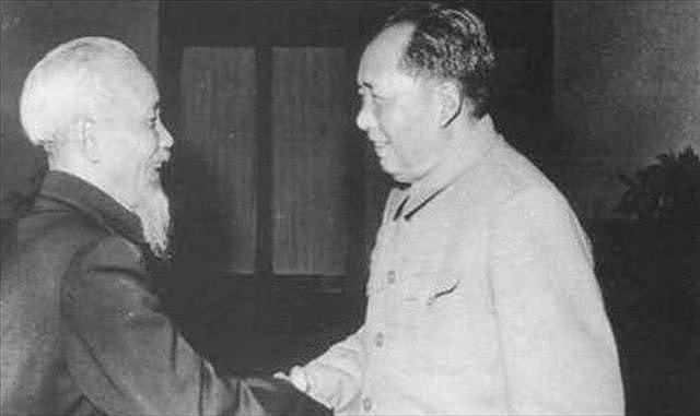 越战期间胡志明秘密访华，说出了3个目的，主席：第二点不能接受 - 7