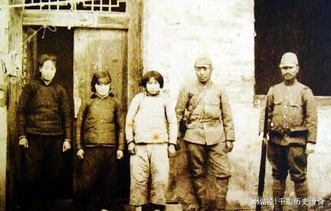1942年，日军到村里“找花姑娘”，14岁女孩遭遇了非人的折磨 - 2