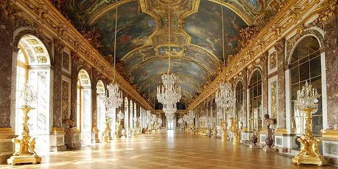 奢华的法国凡尔赛宫内都是随地大小便？1682年5月6日宫廷迁往郊区 - 1