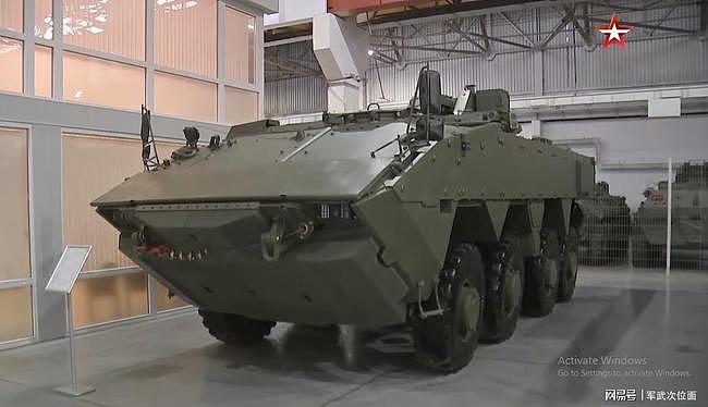 “俄式大八轮”！俄罗斯推出新型轮式装甲车，防护力大幅增强 - 5