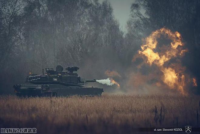 波兰M1A2主战坦克首次实弹射击 美军教官现场指挥 发射训练弹 - 18