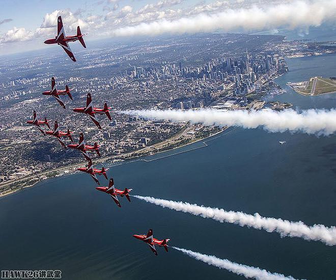 红箭飞行表演队公布60周年纪念涂装 九机编队庆祝“钻石表演季” - 3