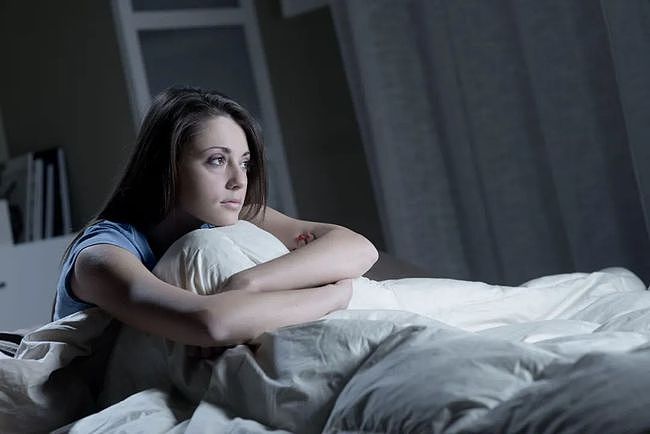 中年女性总是失眠多梦、盗汗，或与这3个因素有关，你知道几个？ - 1