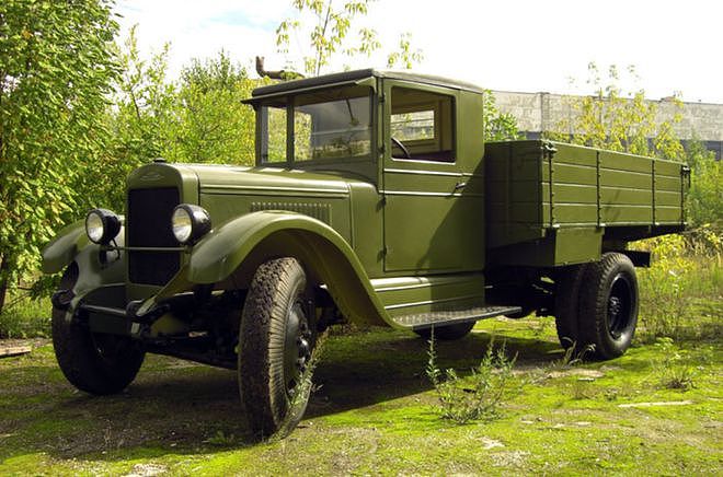 抗战期间，国内装备过的14种进口军用车辆 - 7