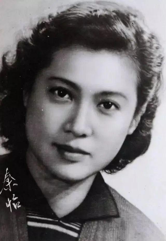 这位美丽了100岁的中国女演员，今天走了… - 3