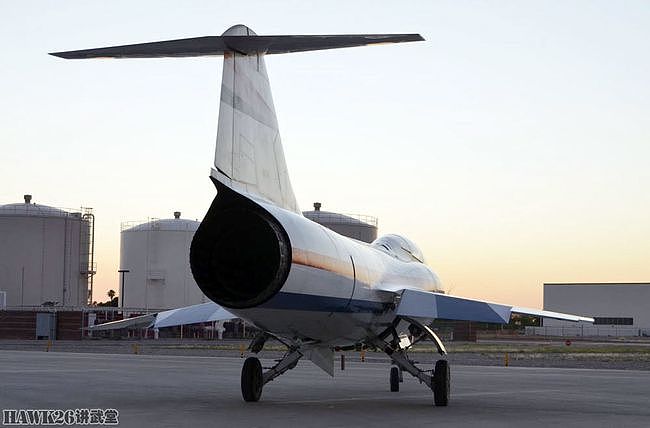 CF-104D教练机正在出售 世界飞行速度最快古董战机 售价85万美元 - 3