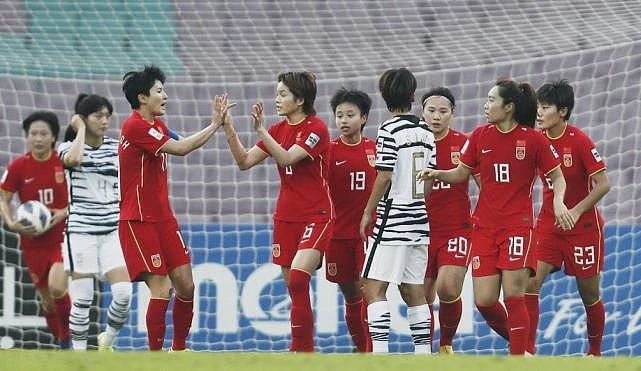 亚洲杯第9冠！中国女足3-2大逆转韩国，唐佳丽传射肖裕仪替补绝杀 - 1
