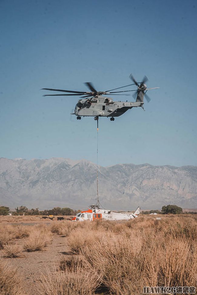CH-53K“种马王”回收MH-60S 最贵直升机显身手 为美军打强心针 - 19