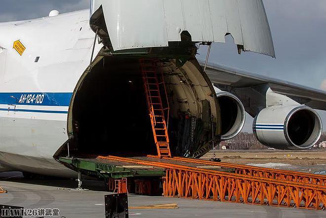 钻进安-124“鲁斯兰”巨型运输机 难得一见的上层甲板 还设有床铺 - 14