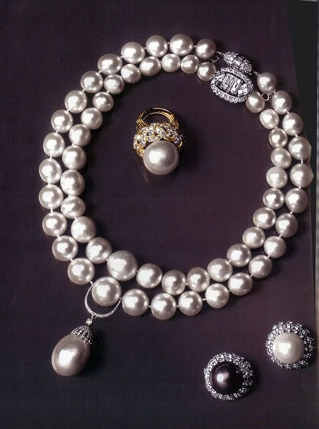 温莎公爵夫人手镯再次拍卖，为什么她的珠宝总能拍出天价？ - 38