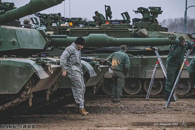 波兰M1A2主战坦克训练照 开始新阶段学习 美军人员负责保驾护航 - 16