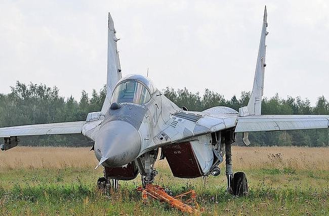 德国当年为何贱卖米格-29战机？只要1欧元，波兰一口气带走23架 - 5