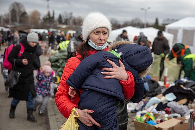 乌百万难民进入波兰 布林肯：若泽连斯基遇难 将保证政府运转 - 1