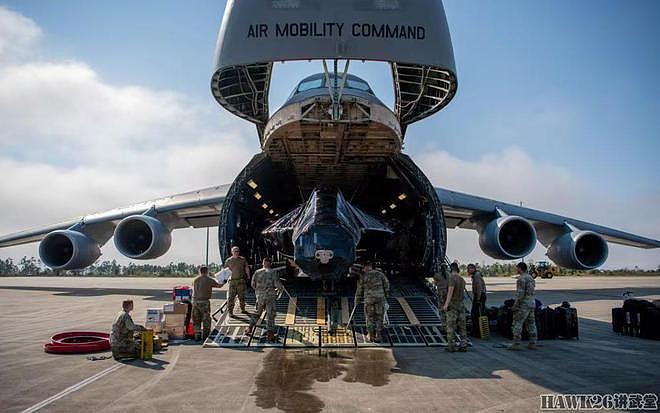 C-5“银河”战略运输机飞抵廷德尔基地 运送一架F-22前往博物馆 - 6