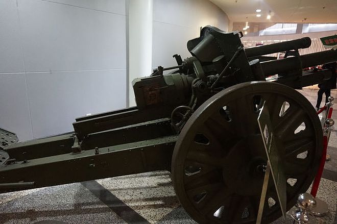 中国购买的德国制式榴弹炮LeFH18型105毫米：萨沙兵器图谱第282期 - 4