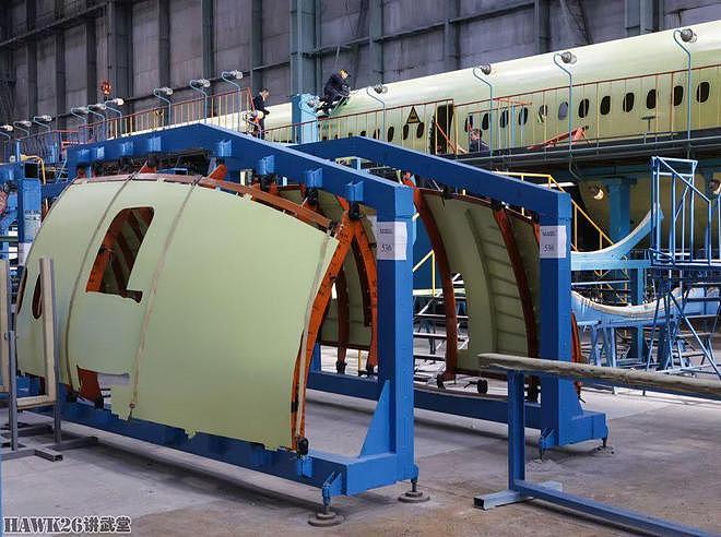 喀山飞机制造厂新照曝光 图-160战略轰炸机正在升级 或继续生产 - 4