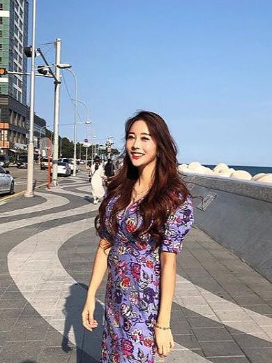 韩国24岁年轻姑娘热衷健身，颜值气质迷人，身材曼妙惹人羡 - 2