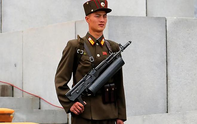 盘点亚洲9国最具代表性的突击步枪，朝鲜的卷筒步枪很有个性 - 3
