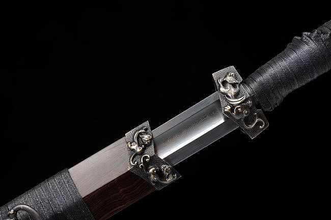唐刀：中国古代强悍的战刀，宋朝因弓弩发达被淘汰 - 2