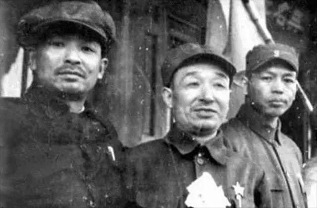 1957年，毛主席到武汉视察，为何将王盛荣从副处级直接升到副省级 - 7