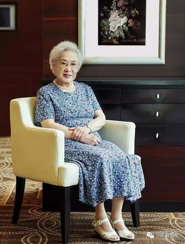 被周总理称为“中国最美女性”，已99岁的秦怡老了依旧如此美丽 - 13