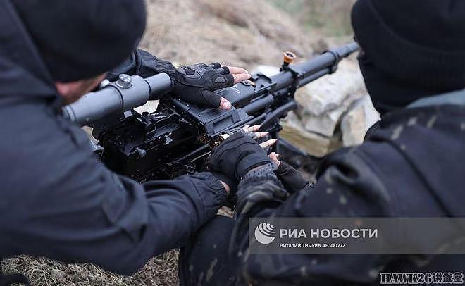 俄罗斯动员兵实弹训练 RPG大口径机枪齐上阵 应召老兵配新款步枪 - 6