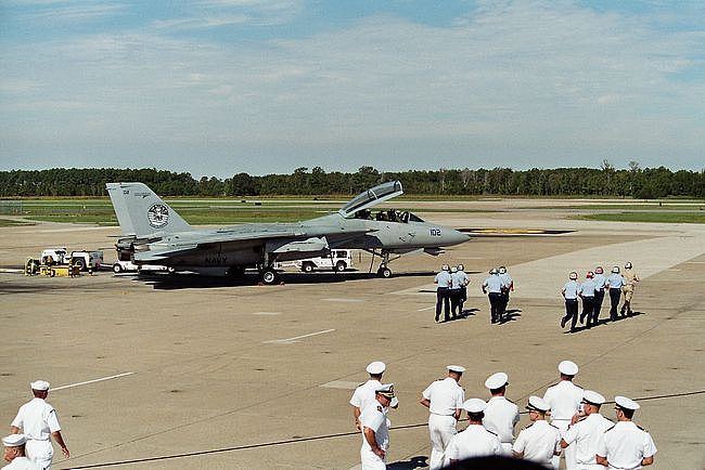图记美国海军F-14“雄猫”舰载机2006年退役仪式现场 - 10