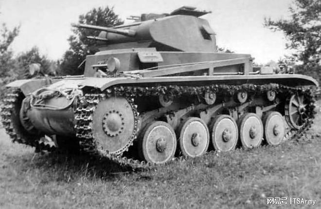 在抗战期间，德械师里十种最好的德式重型装备 - 13