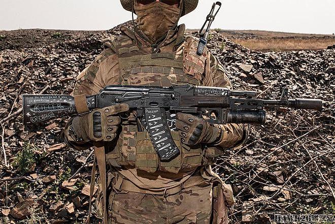 解读：卡拉什尼科夫公司摄影展 俄军前线士兵如何改装自己的武器 - 19
