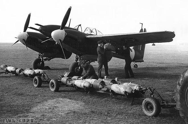 85年前 英国“旋风”重型战斗机首次试飞 被发动机拖累的出色设计 - 2