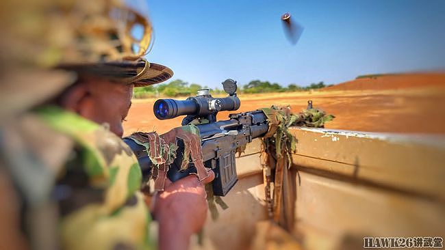 三根木棍支撑狙击步枪 葡萄牙教官培训布基纳法索特种部队狙击手 - 6