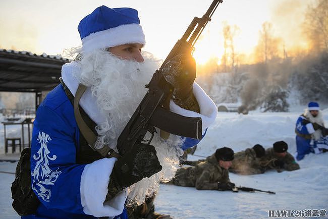 端着AK的严寒老人“战斗民族”硬核训练日 新兵第一个军营圣诞节 - 6