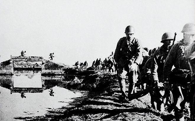 日军记者的日记：一个农民闯入敌营放火，他的勇气令人敬畏 - 8