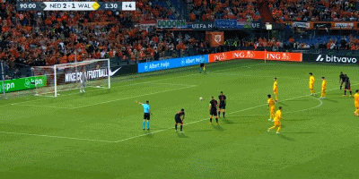 欧国联刺激1战！补时剧情两次反转：贝尔点球绝平1分钟后荷兰反杀 - 3