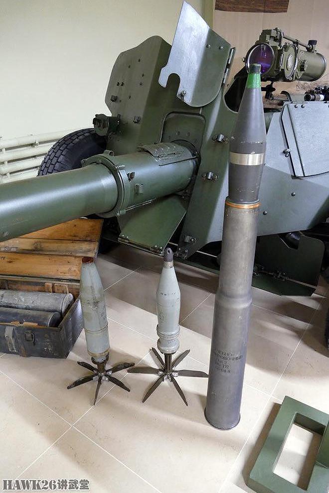 细看：MT-12反坦克炮 滑膛身管发射导弹 俄乌武装冲突“狙击炮” - 4