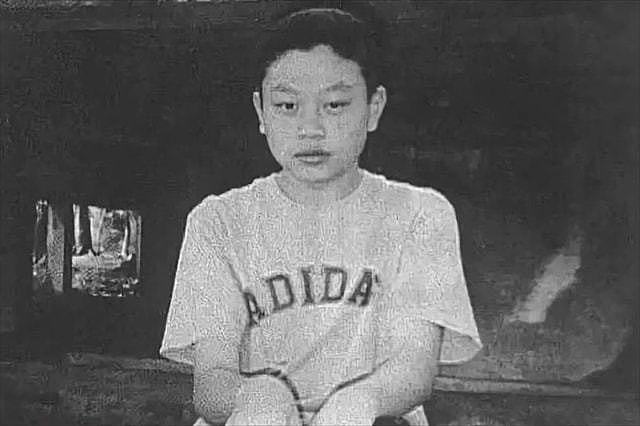 “玫瑰少年”叶永志：举手投足像女生，被同学扒裤检查，15岁自杀 - 3