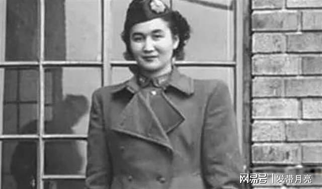 军统女杀手孙格龄，靠美色诱杀抗联名将，后被蒋经国抛弃当窑姐 - 4