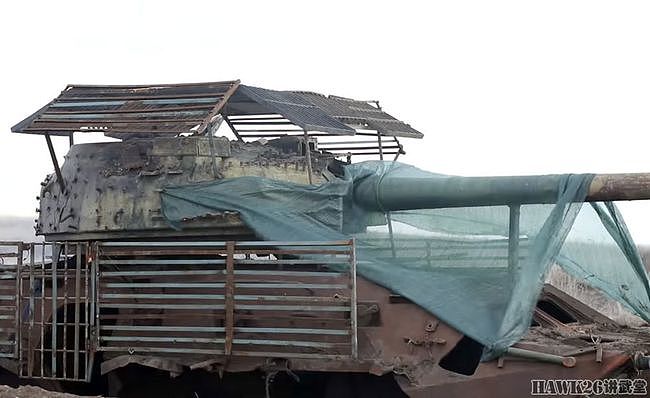 乌克兰试射“标枪”反坦克导弹 靶标配顶部装甲 模拟俄军新装备 - 2