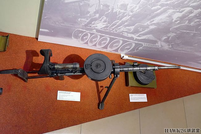细看：捷格加廖夫DTM坦克机枪 配备瞄准镜 中国55式机枪的原型 - 4