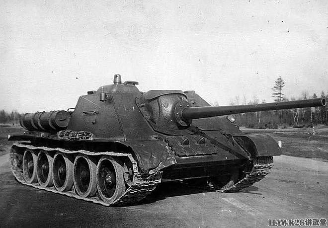 图说：SU-100自行反坦克炮 最强综合战斗力 德国重型坦克终结者 - 3
